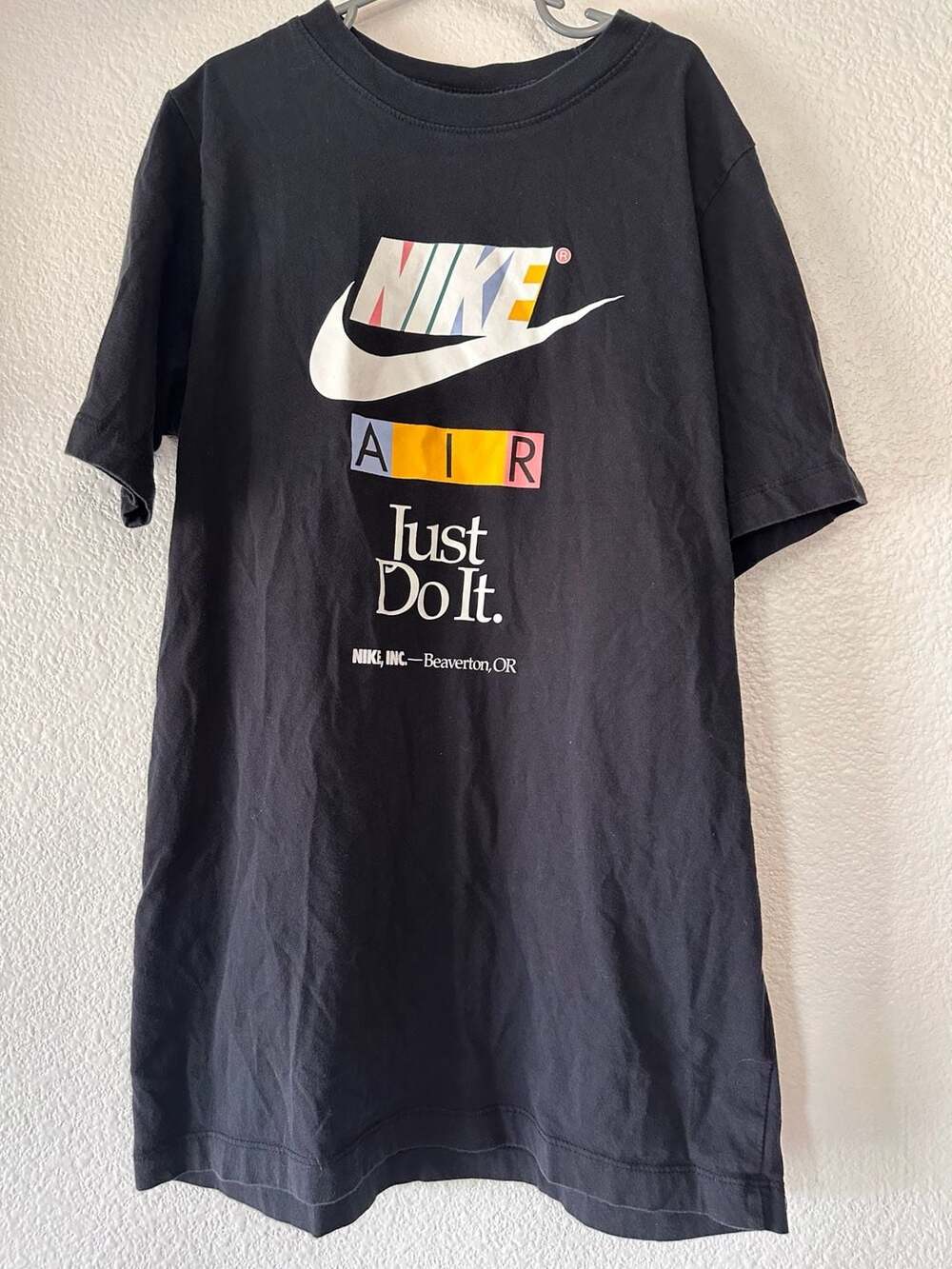 Nike Graphic T-Shirt Youth Boys Size XL Black Air Just Do It